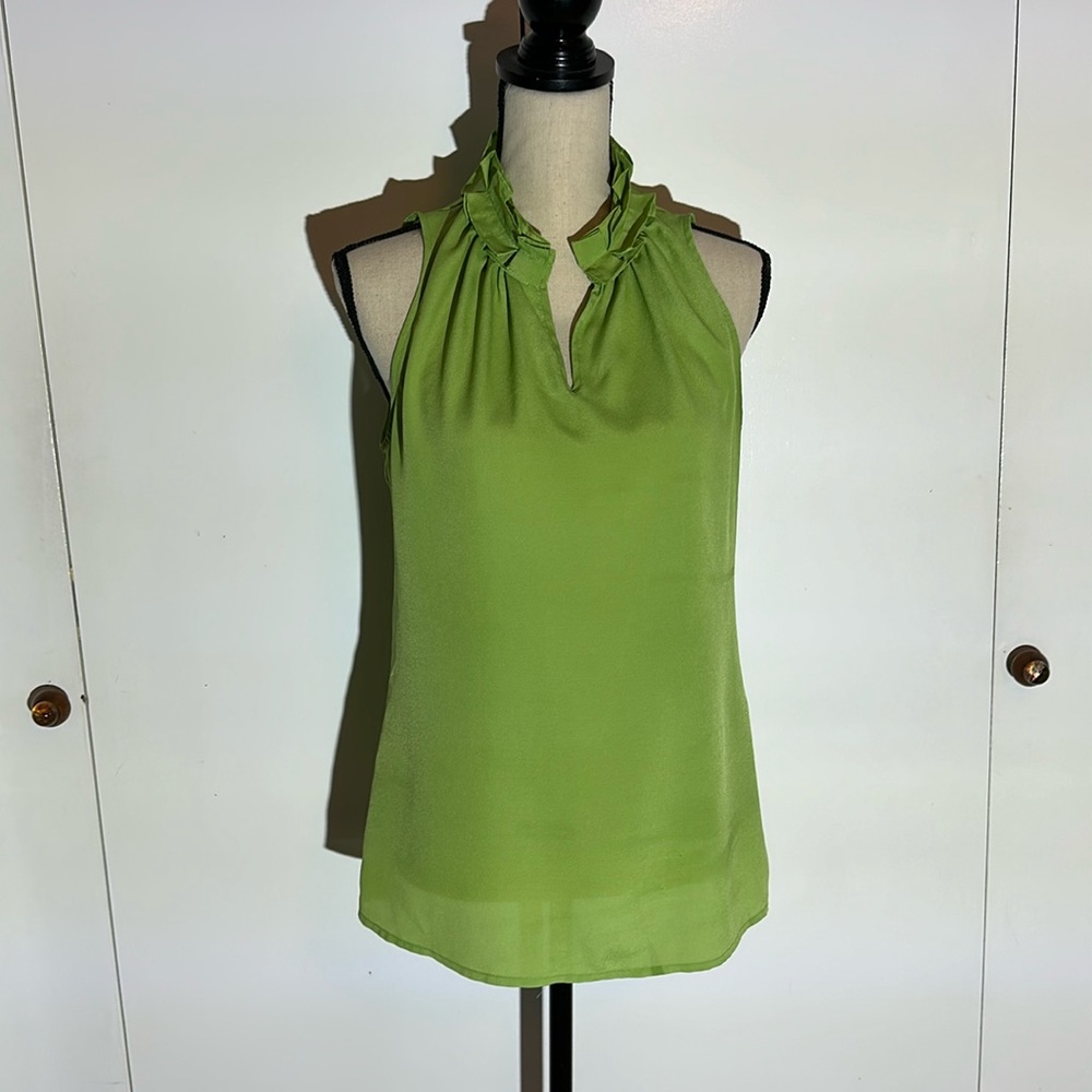 The Limited green top size medium